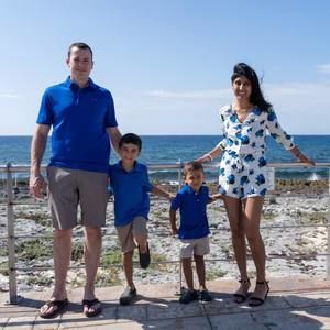 Meet your Posher, Rina